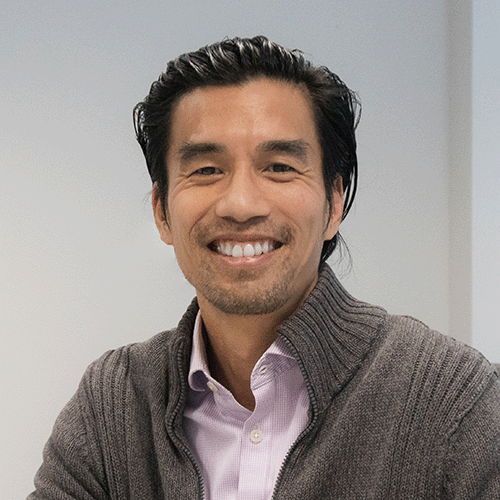 Chung Ma，特许金融分析师